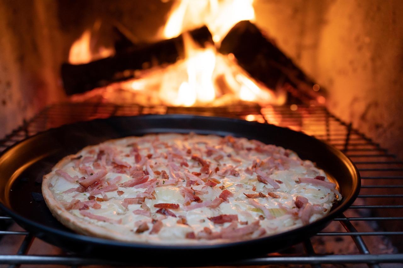 Achieving Perfect Crispiness with Oven-Baked Bacon Step-by-Step Preparation Tips for a Mess-Free Cooking Experience The Health Benefits of Using a Wire Rack for Baking Bacon Smart Timing and Temperature Control for Ideal Results